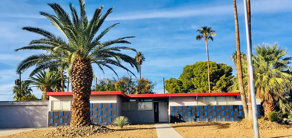 Mid-century modern home in Paradise Palms